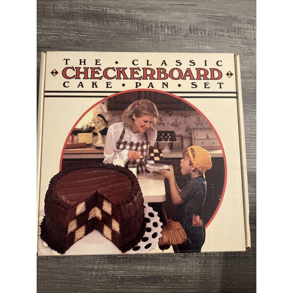 Vintage Bake King The Classic Checkerboard Cake Pan Set 9"